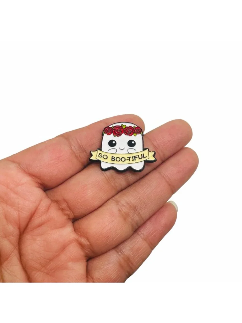 ⭐Enamel Pin host So Bootiful Beautiful Cute Needle Minder Broch White Flowers Oz